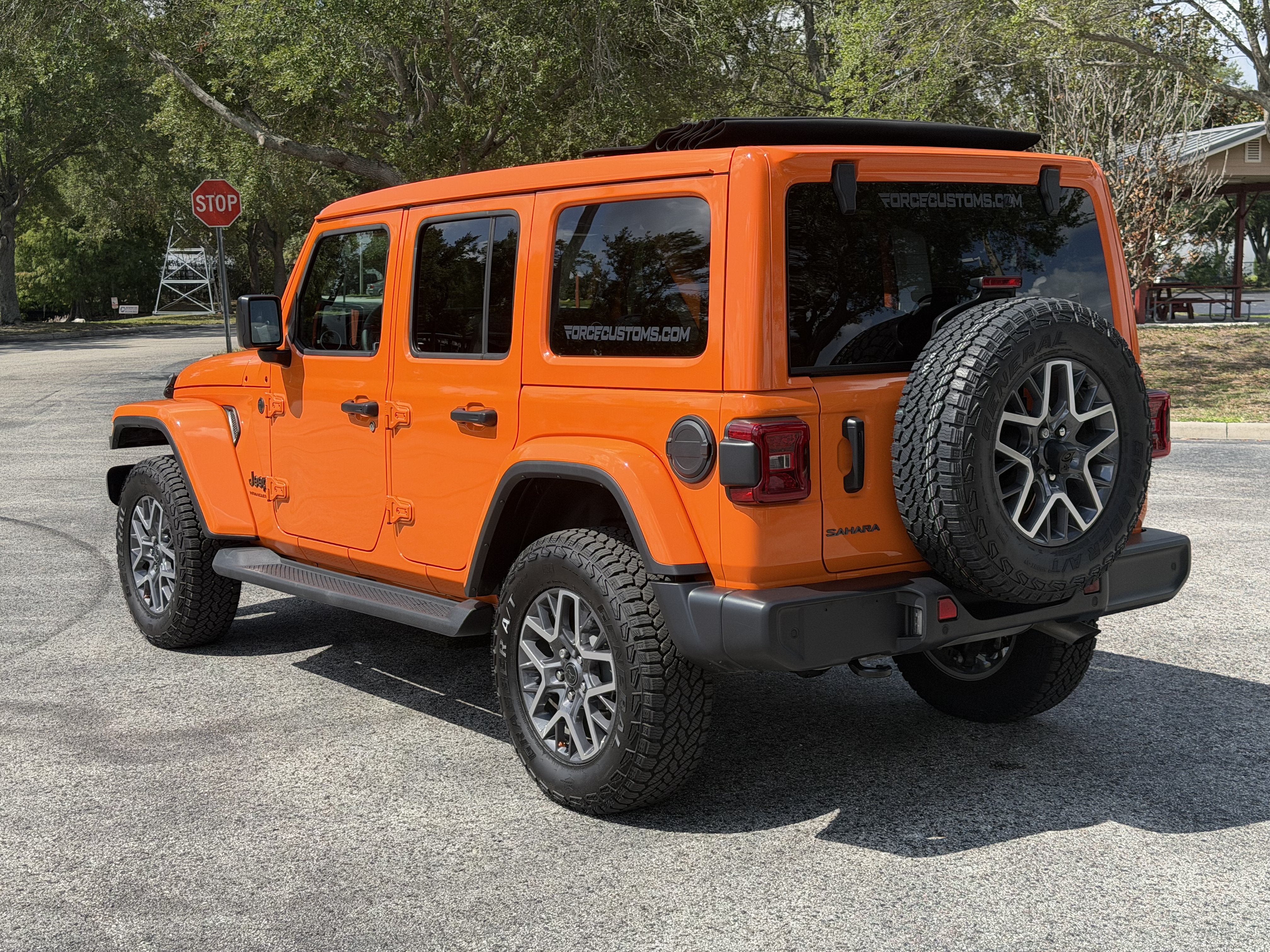 2025 Jeep Wrangler Sahara