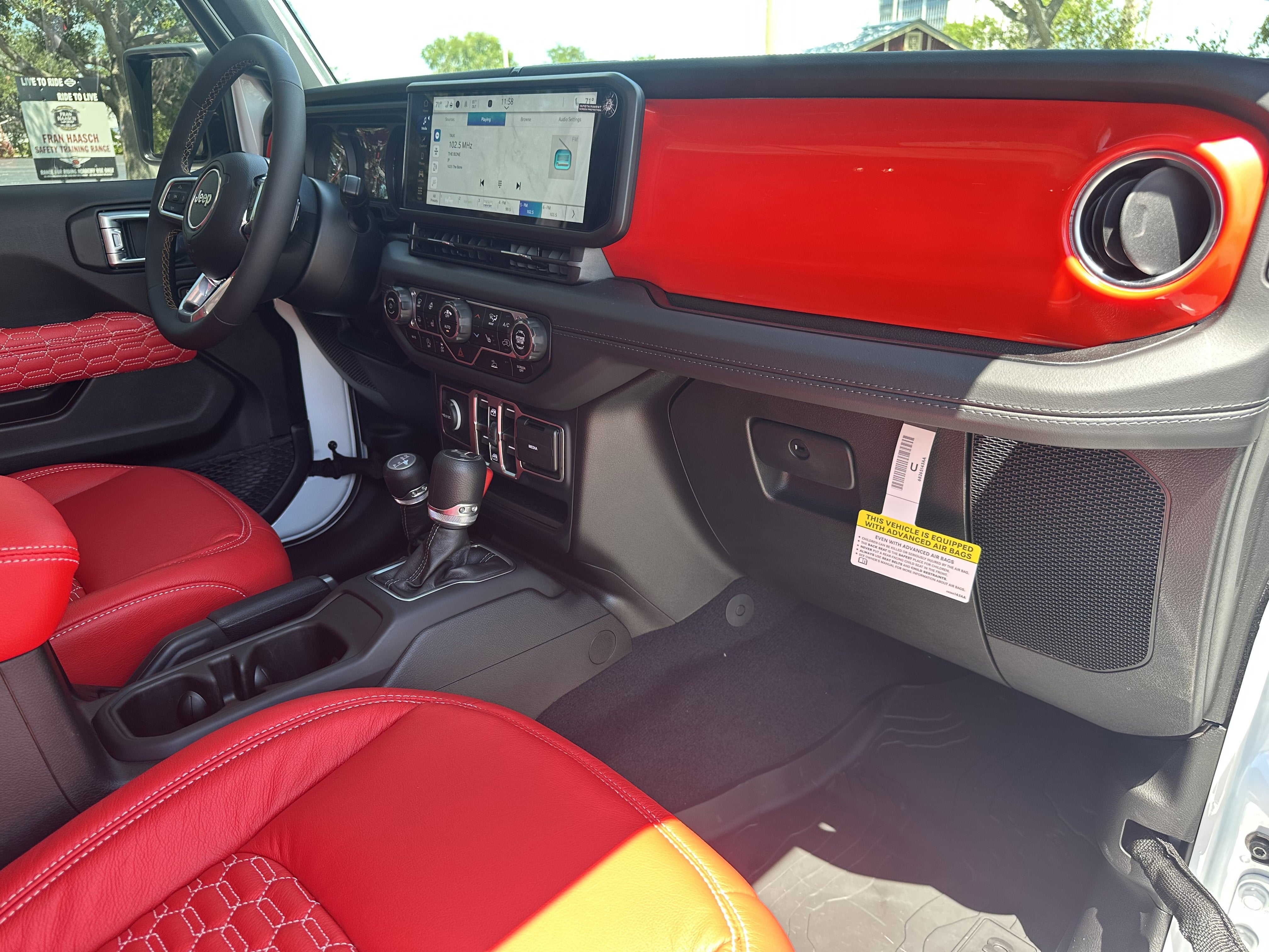 2025 Jeep Wrangler CUSTOM SAHARA