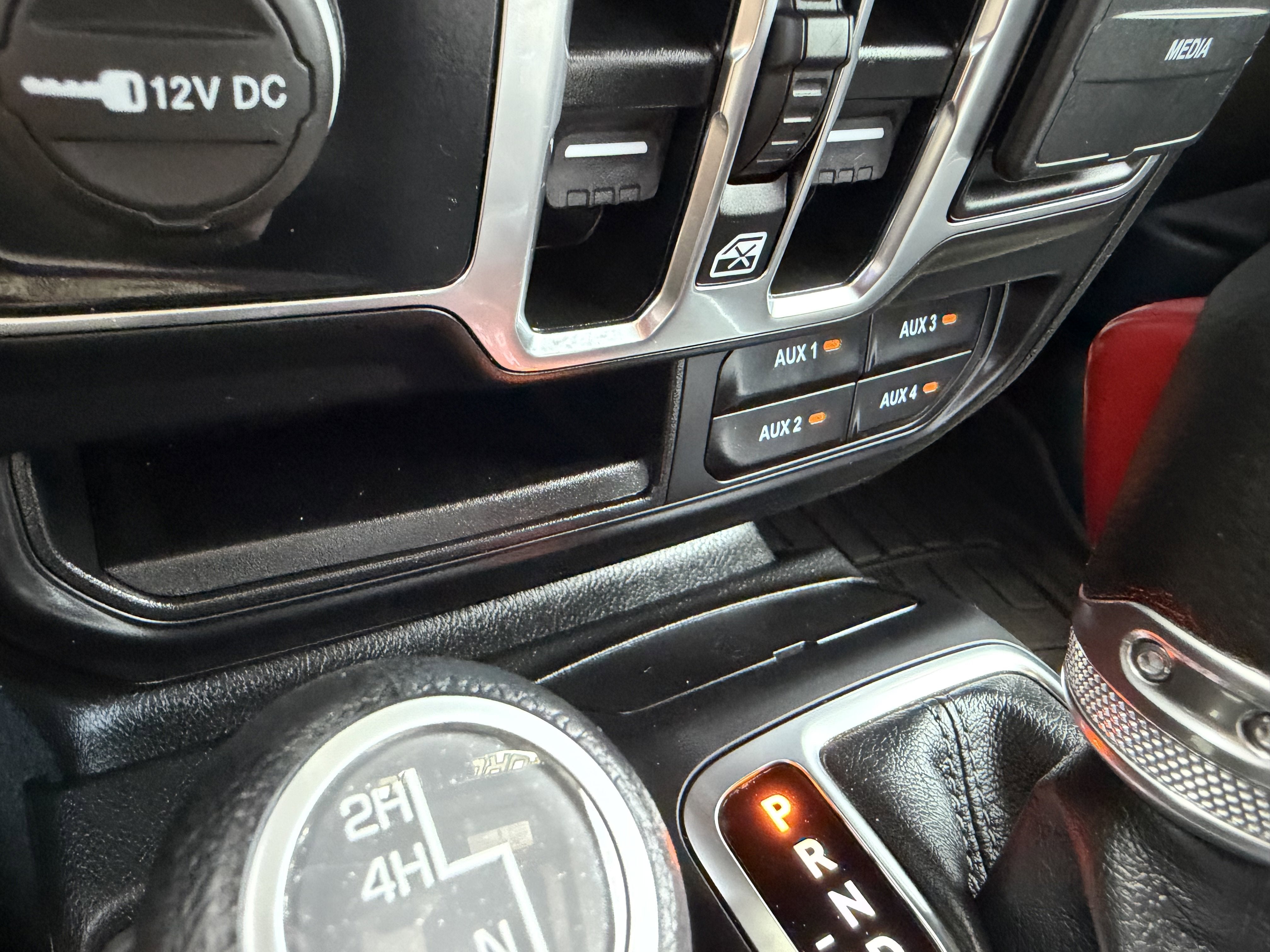 2024 Jeep Gladiator Sport S