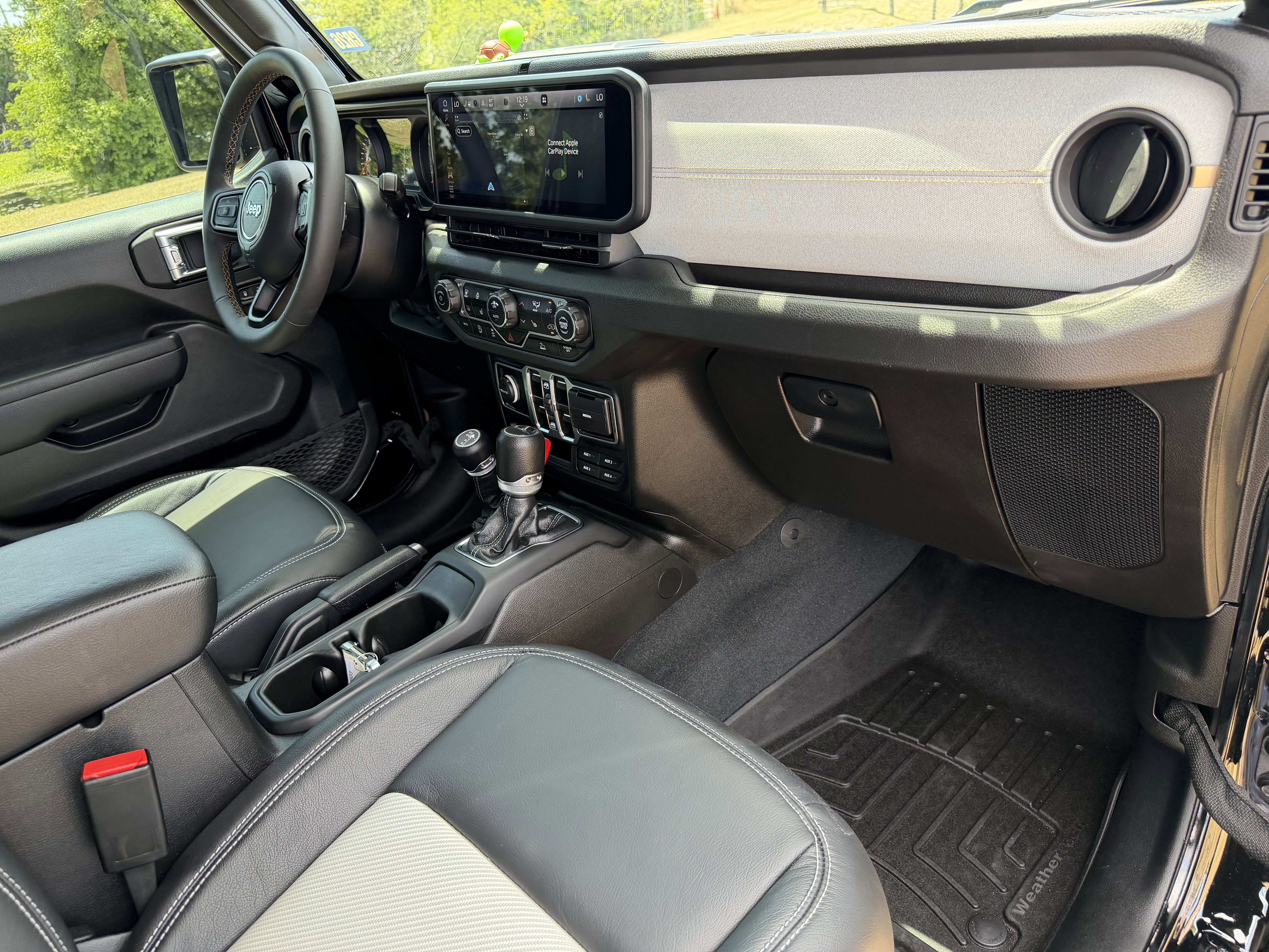 2024 Jeep Gladiator Sport S