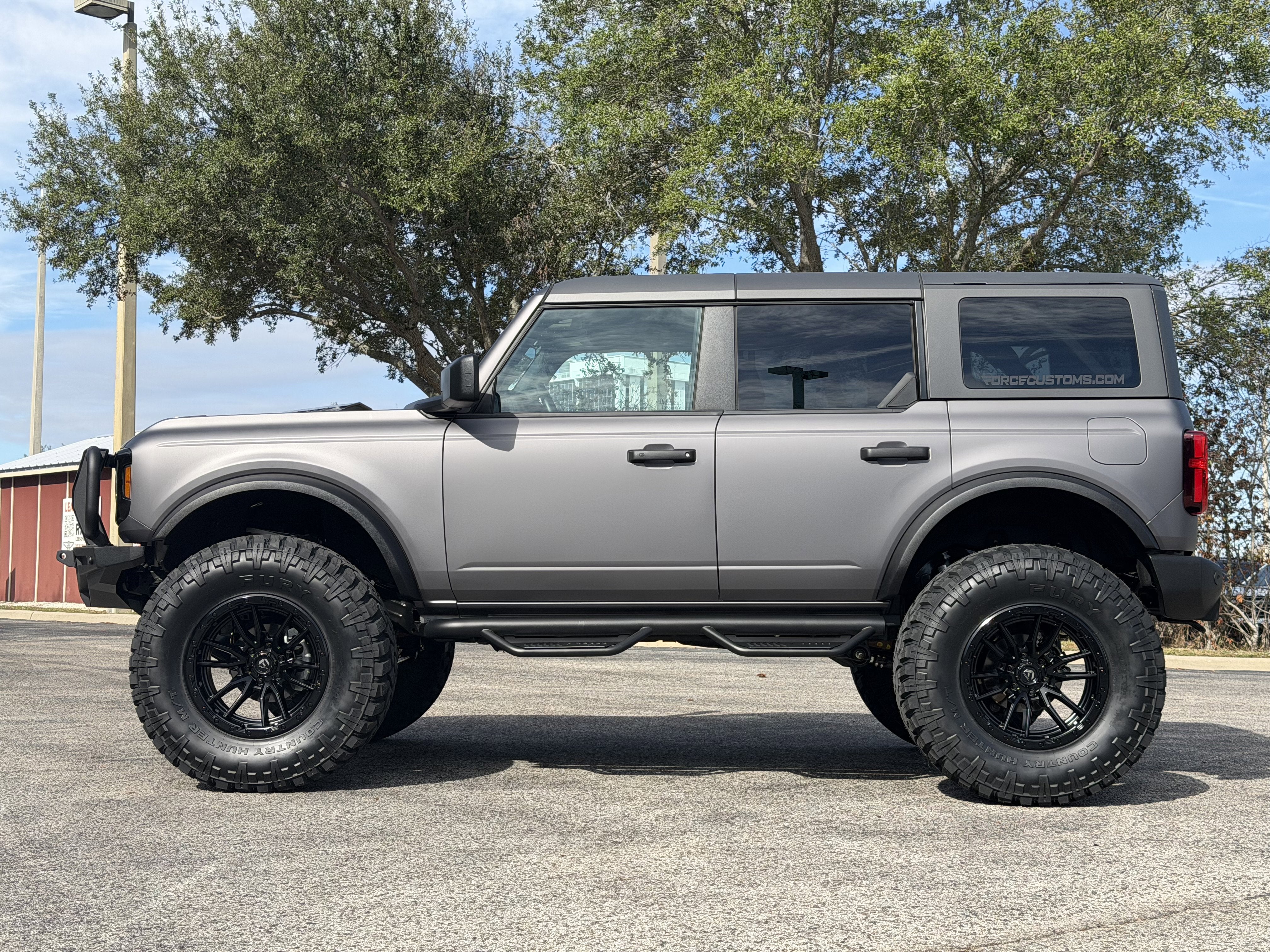 2025 Ford Bronco CUSTOM 6 LIFT