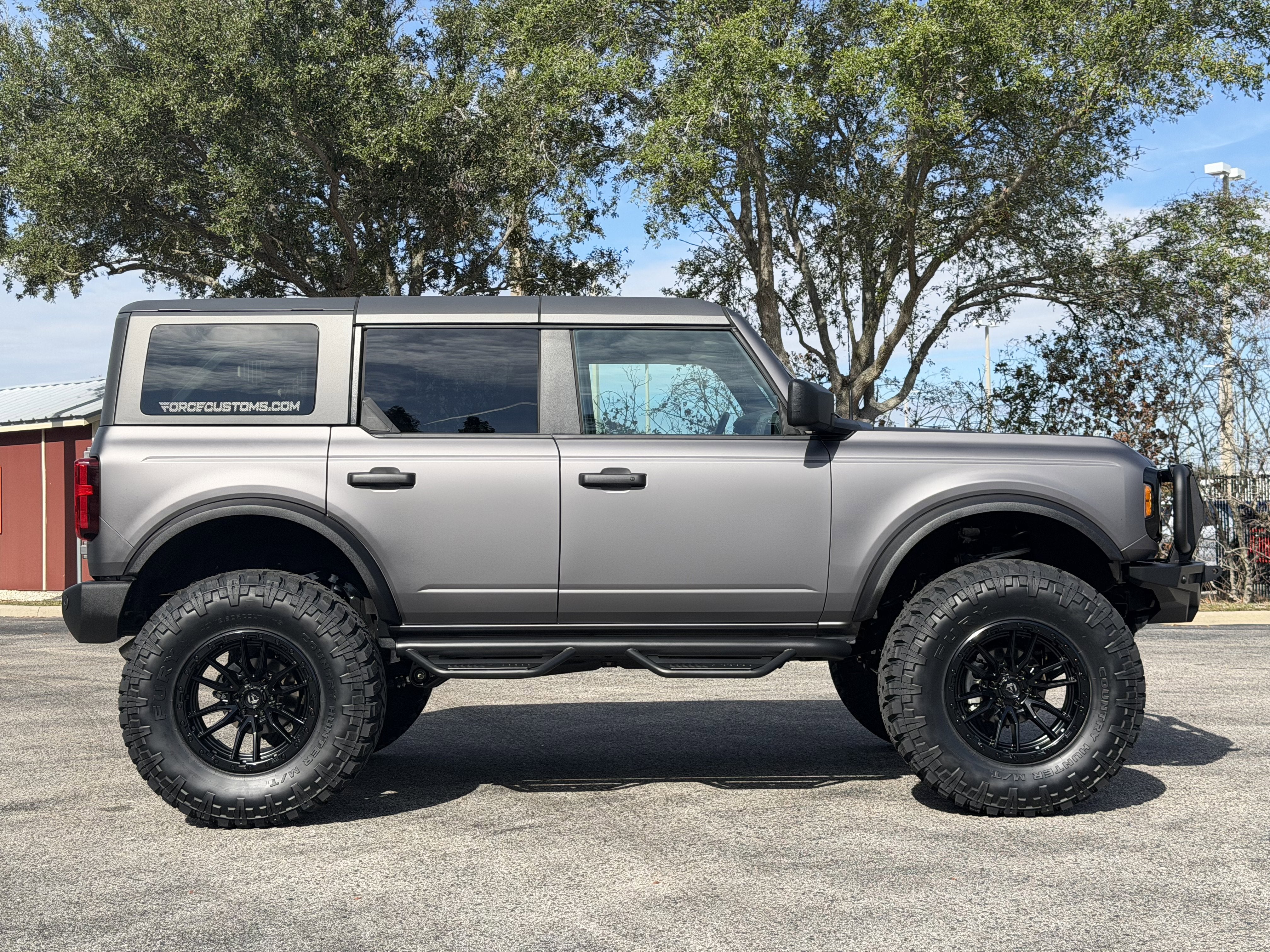 2025 Ford Bronco CUSTOM 6 LIFT