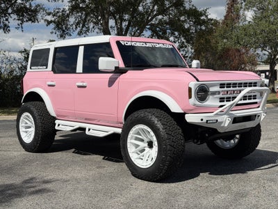 2023 Ford Bronco BLACK DIAMOND, PINK WRAP