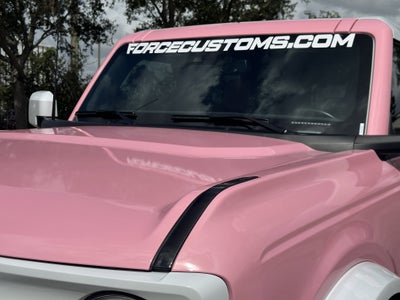 2023 Ford Bronco BLACK DIAMOND, PINK WRAP