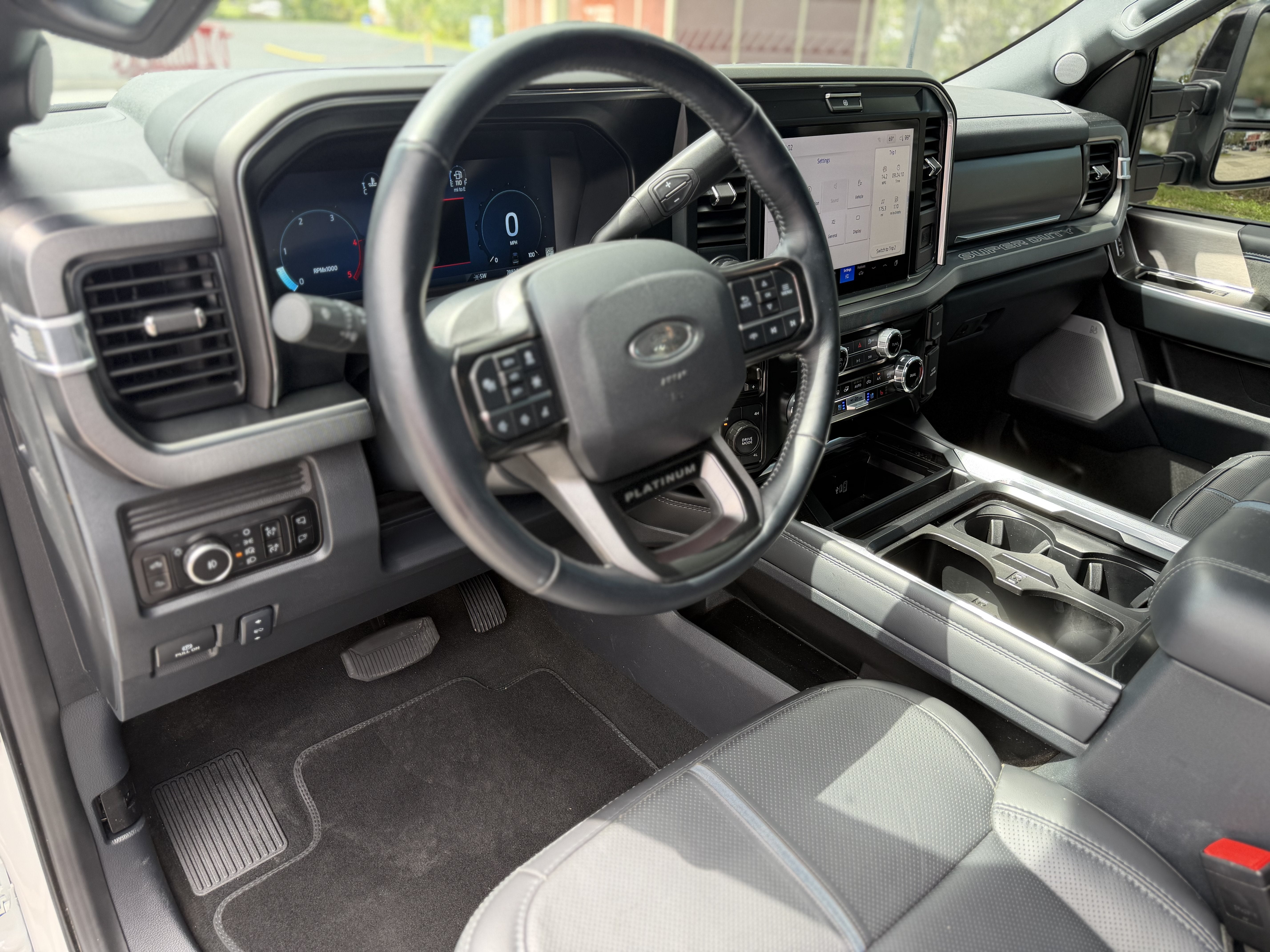 2026 Ford Super Duty F-250 SRW Platinum