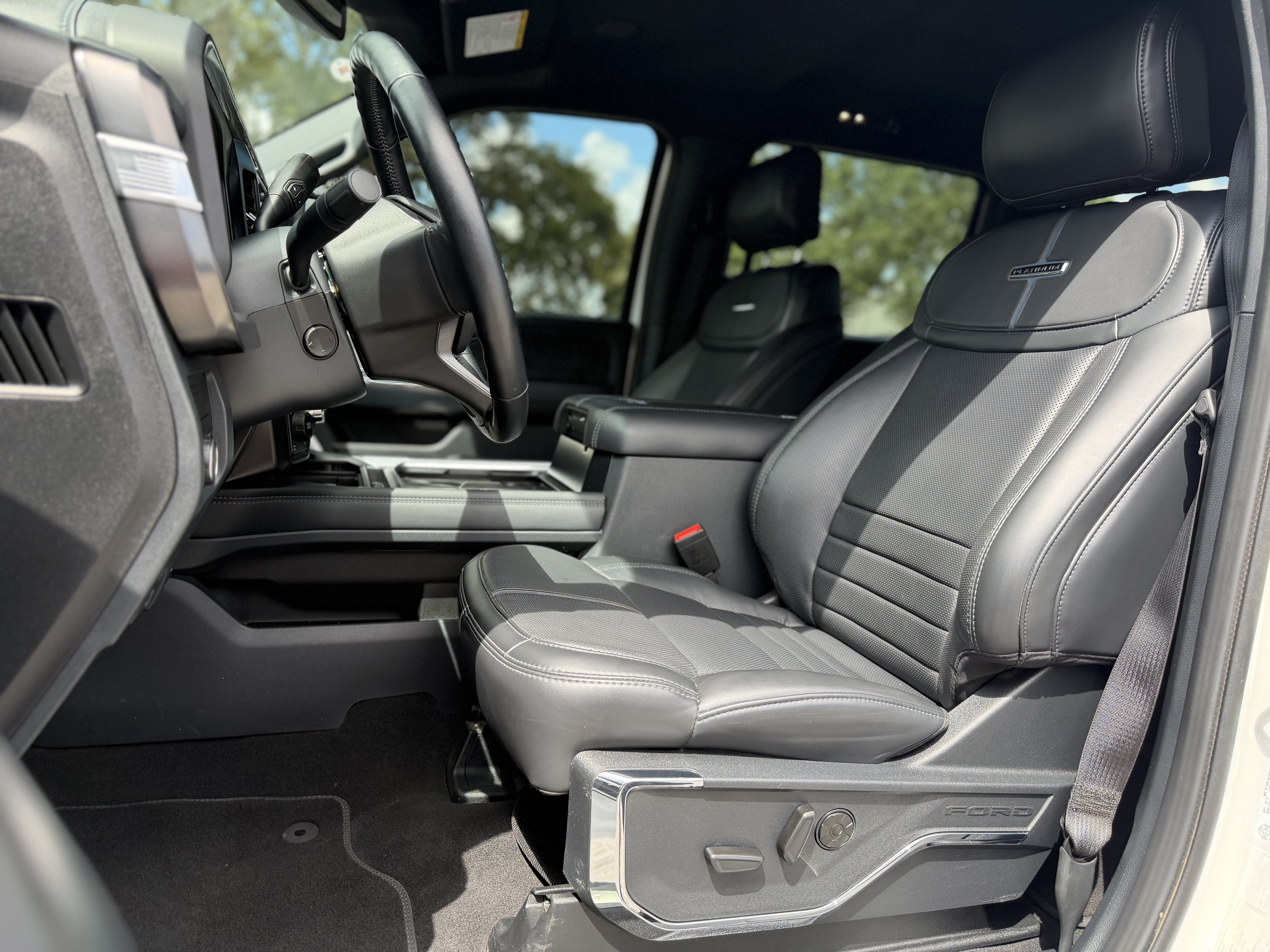 2026 Ford Super Duty F-250 SRW Platinum