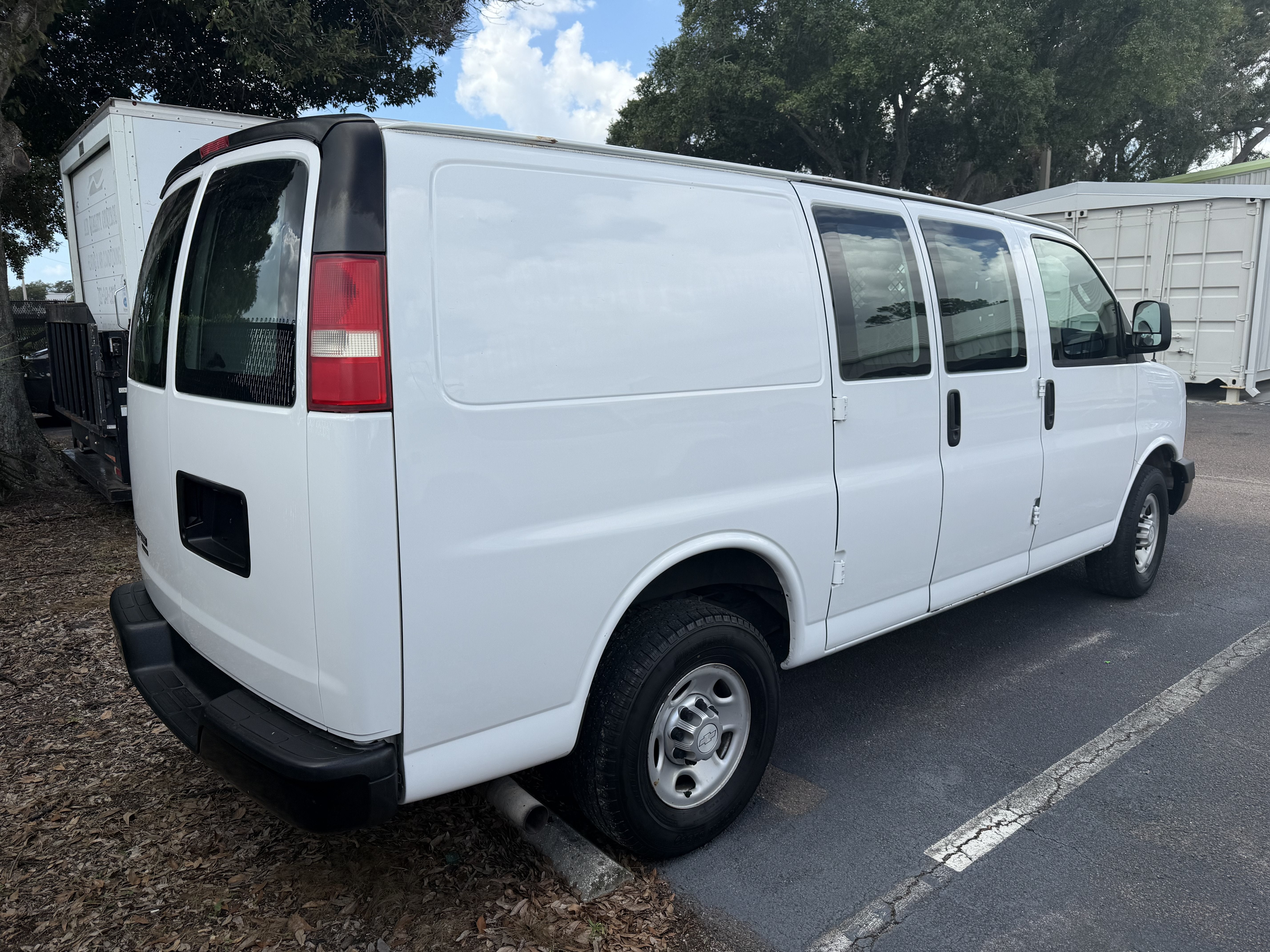 2016 Chevrolet Express Cargo Van RWD 2500 135