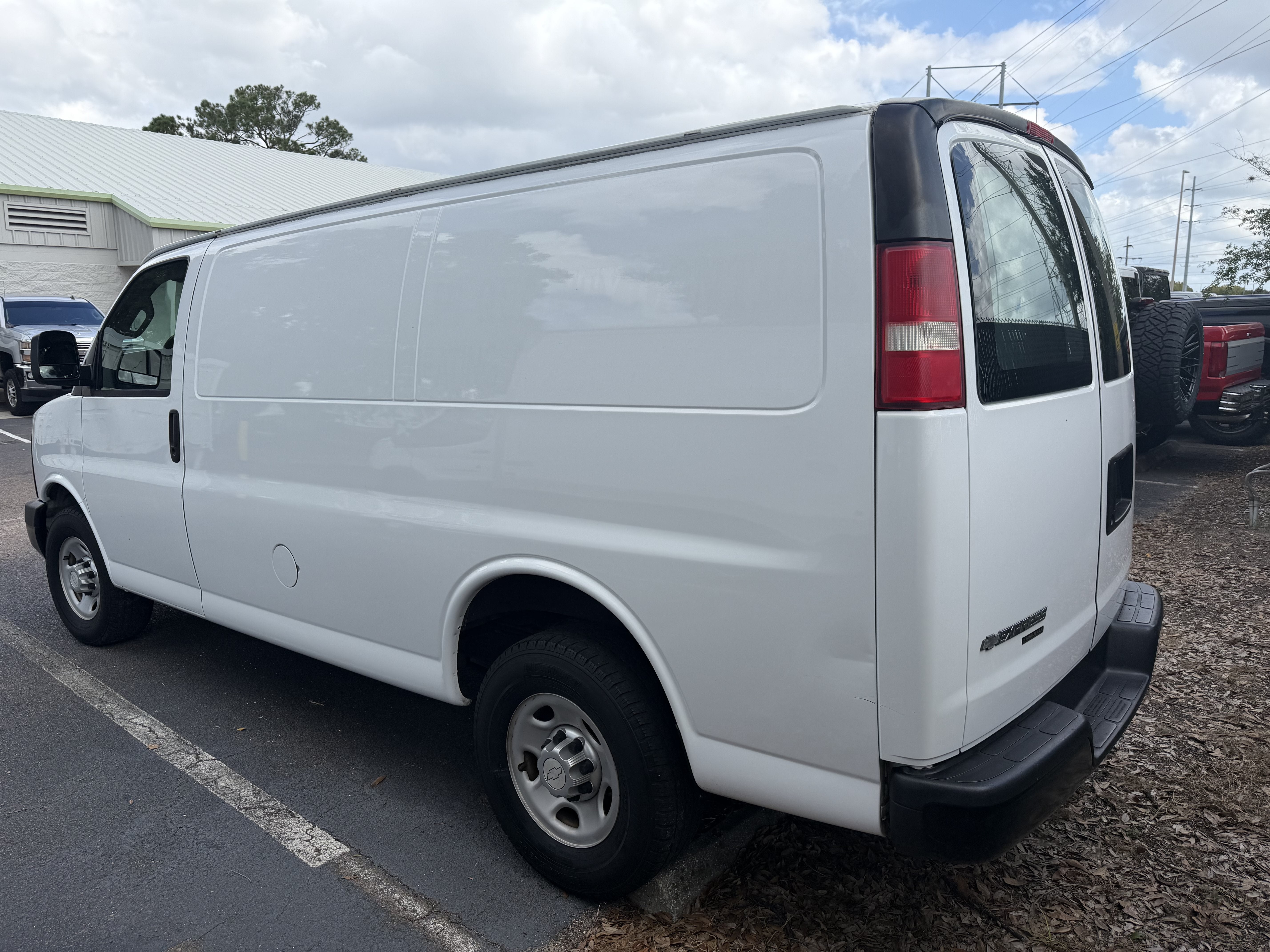 2016 Chevrolet Express Cargo Van RWD 2500 135