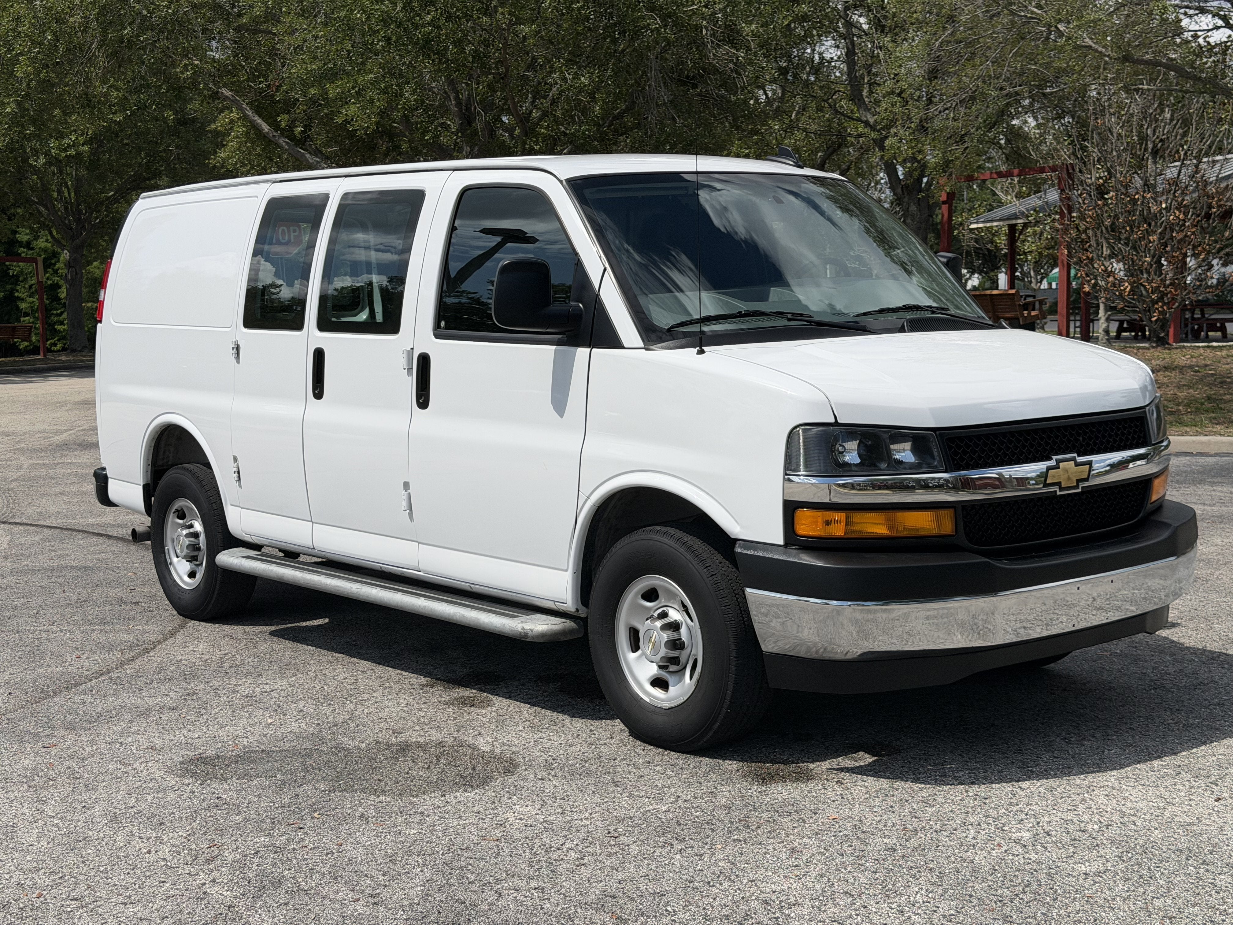 2025 Chevrolet Express Cargo Van RWD 2500 135