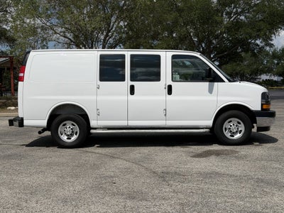 2025 Chevrolet Express Cargo Van RWD 2500 135