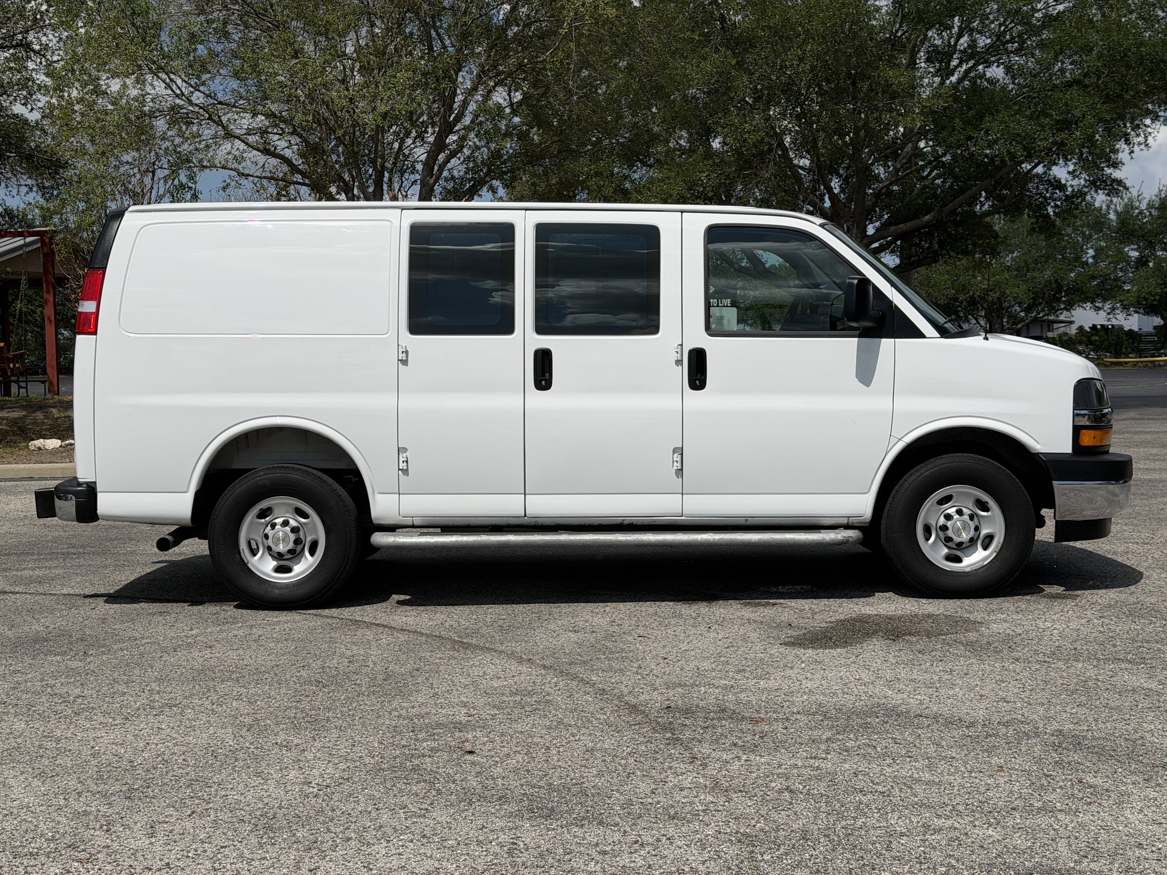 2025 Chevrolet Express Cargo Van RWD 2500 135