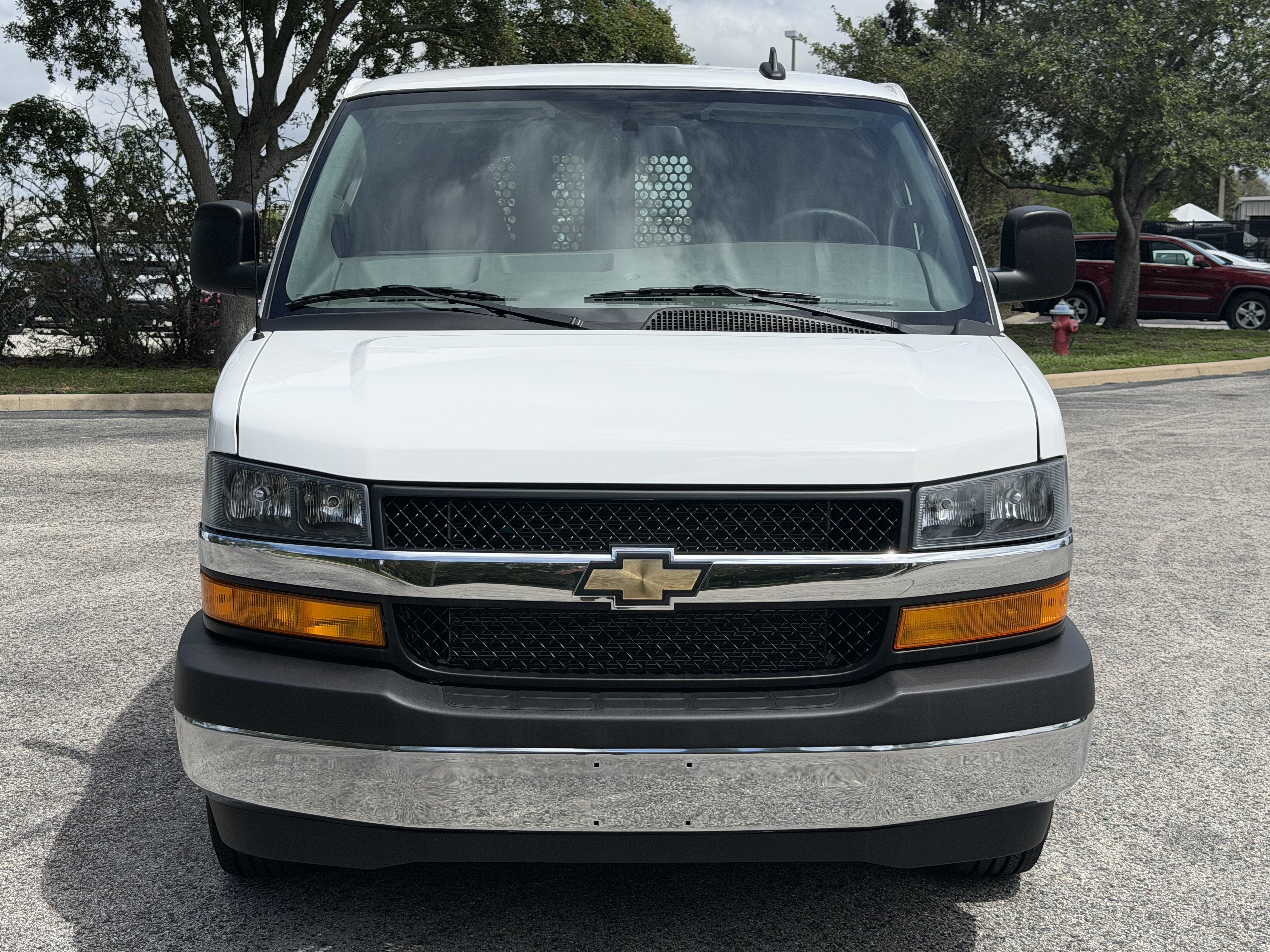 2025 Chevrolet Express Cargo Van RWD 2500 135