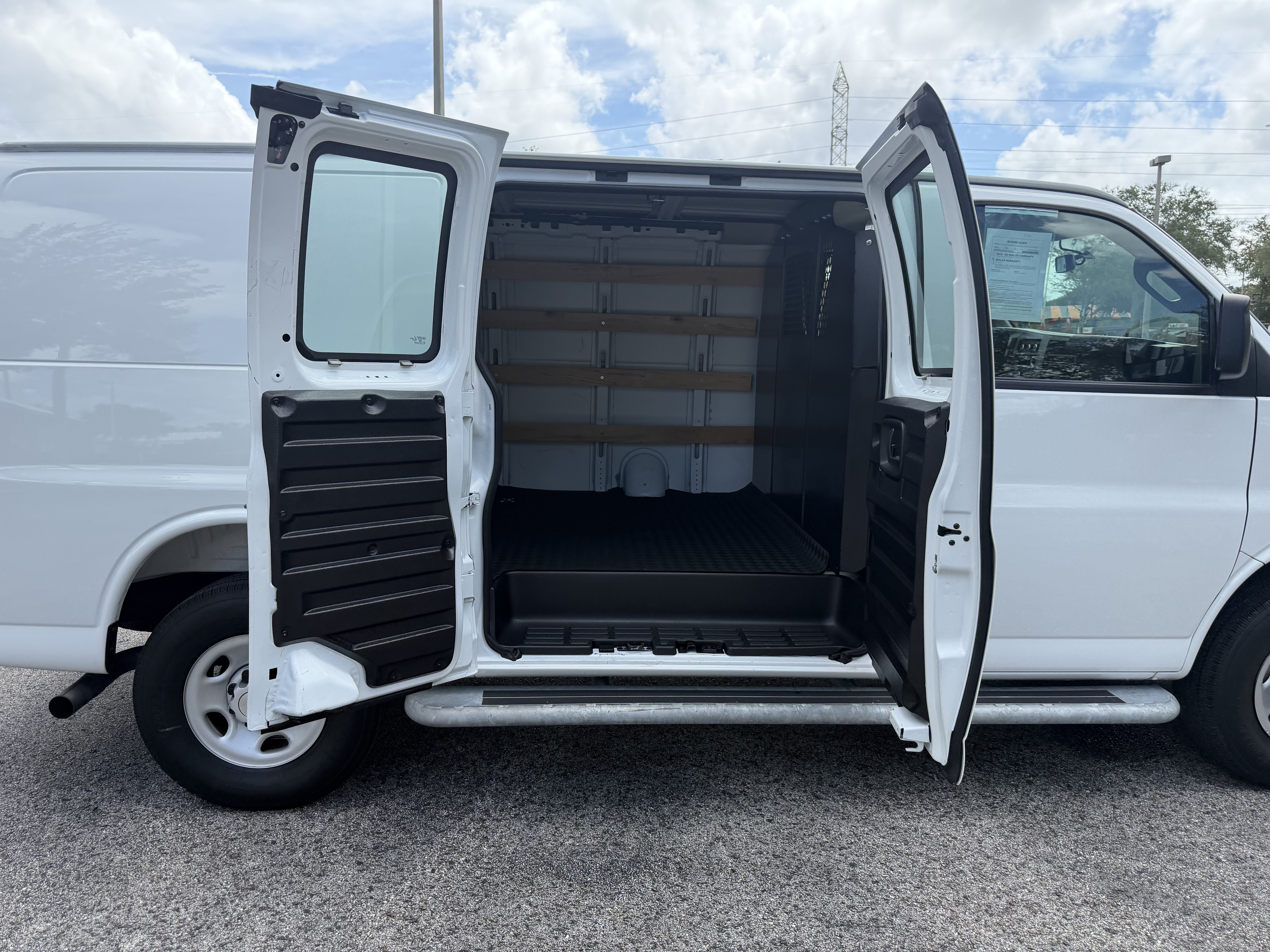 2025 Chevrolet Express Cargo Van RWD 2500 135