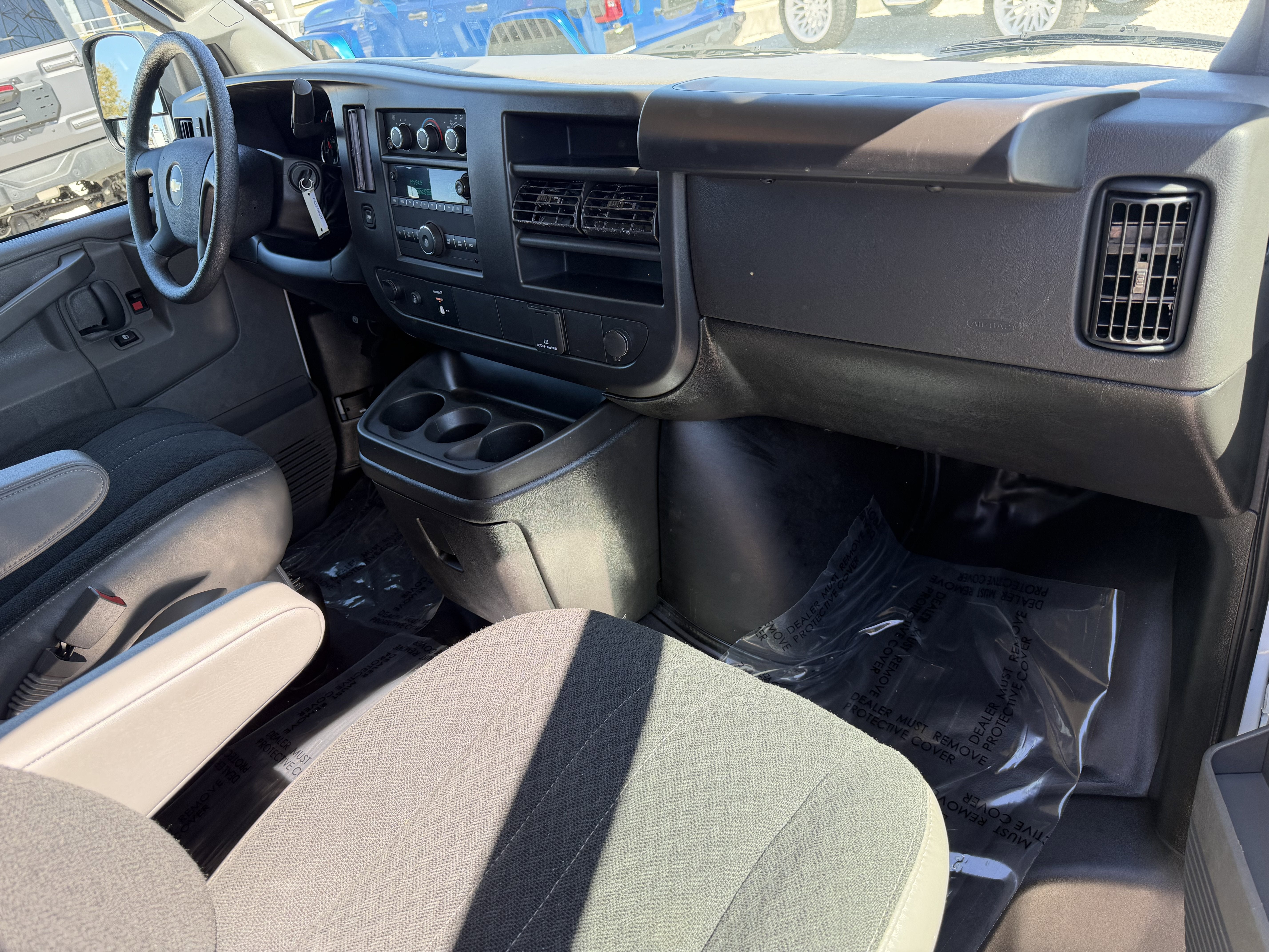 2024 Chevrolet Express Cargo Van RWD 2500 135