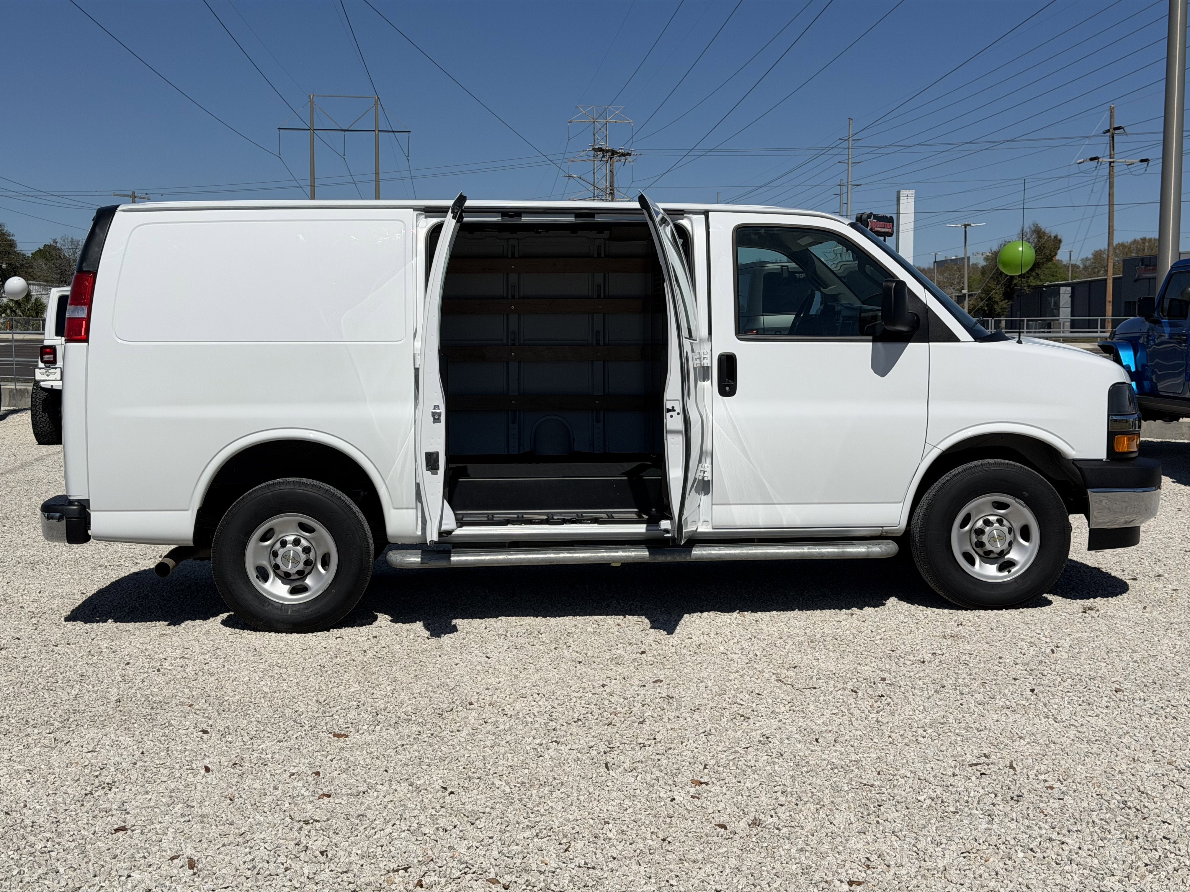 2024 Chevrolet Express Cargo Van RWD 2500 135