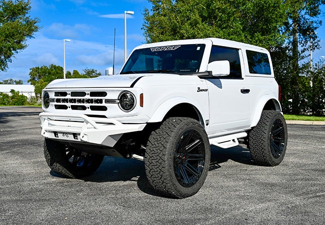 2024 FORD Bronco 4 Inch Ready Lift 2Door Custom White Out Package 38 Inch Tires 24 Inch Vortek Wheels