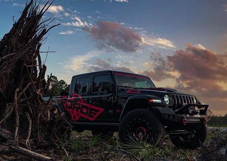 image of a Jeep with custom color