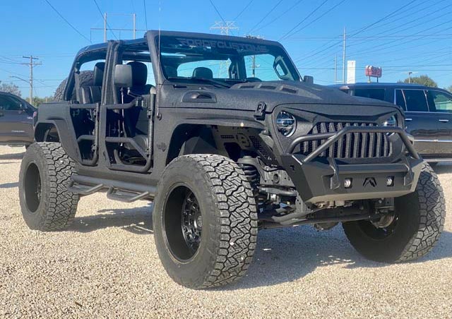 image of a Jeep with custom color