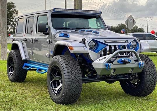 image of a Jeep with custom color